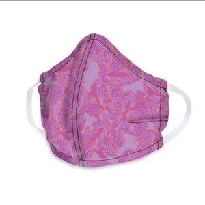 Vera Bradley face mask in Elysium Lilac